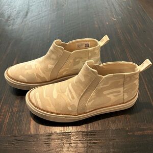 TOMS Cream High-Top Sneakers